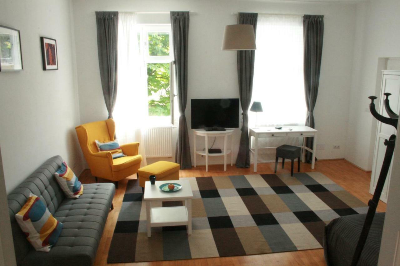 Enjoy Apartman شوبرون المظهر الخارجي الصورة